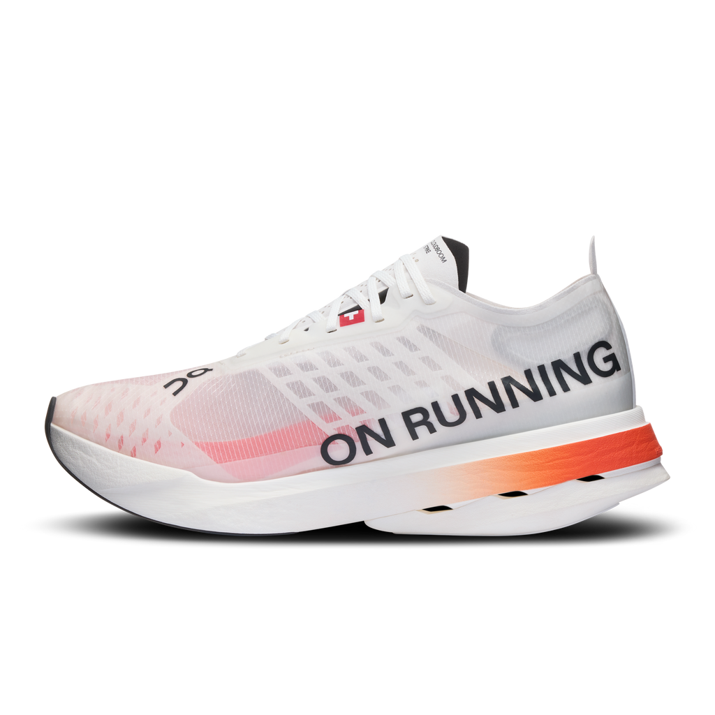 Cloudboom Strike - White | Black