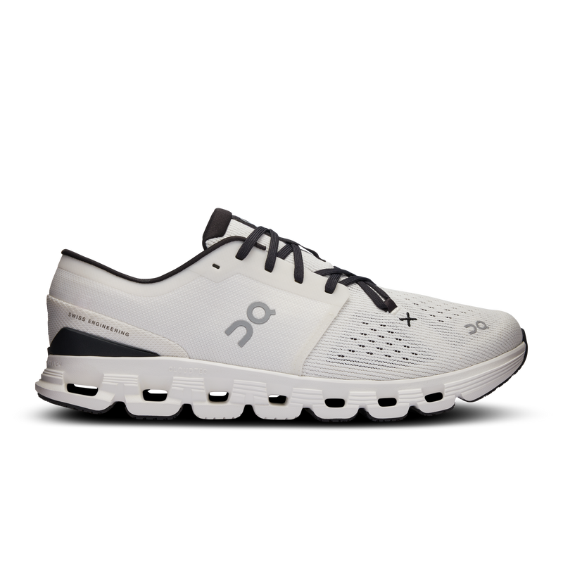 Cloud X 4 - Ivory | Black