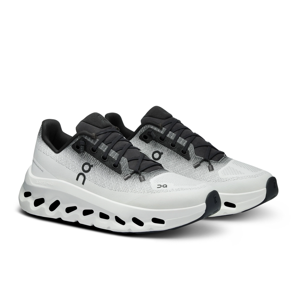 Cloudtilt - Black | Ivory
